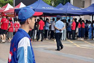 萨拉赫本场比赛数据：1关键传球1错失重要机会，评分6.7